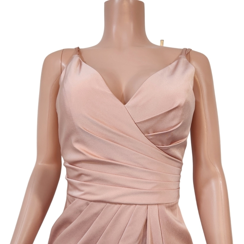 Amelia Couture 366 Beautiful Elegant Long Sleeveless Rose Gold dress Sz 6 - Picture 3 of 13